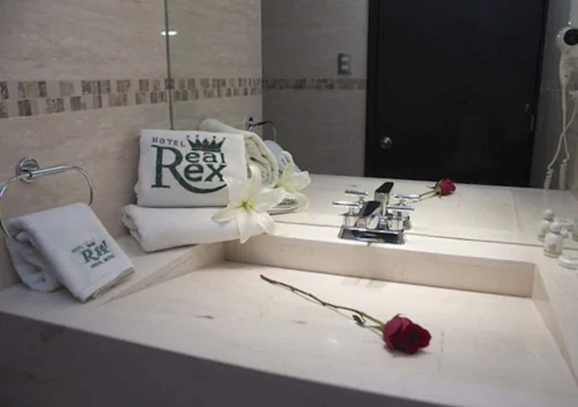 Hotel Real Rex León Eksteriør billede